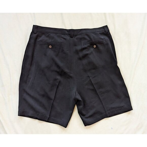 Tommy Bahama Shorts Mens 38 Black 100% Silk Pleated Chinos Lightweight Beach - Picture 2 of 4